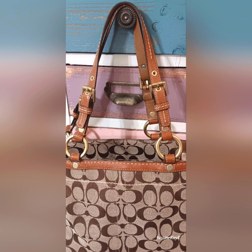 💜 Coach Signature Hand Bag Purse Tote Euc